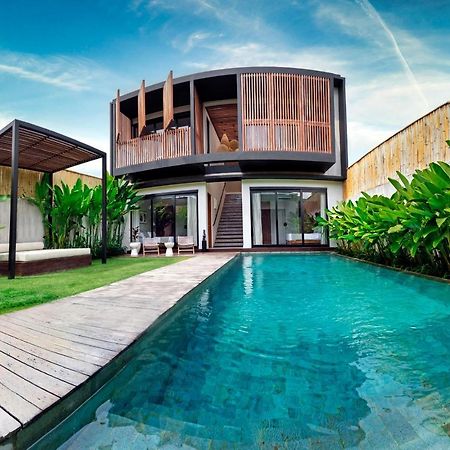 New 4 Bedroom 5 Min Walk To Berawa Beach Enclosed Livng Canggu Exteriör bild