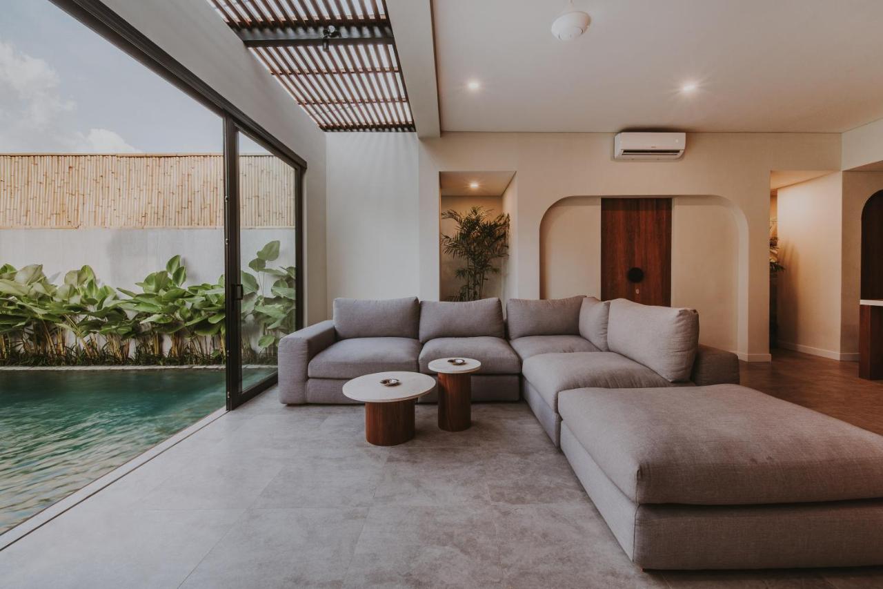 New 4 Bedroom 5 Min Walk To Berawa Beach Enclosed Livng Canggu Exteriör bild