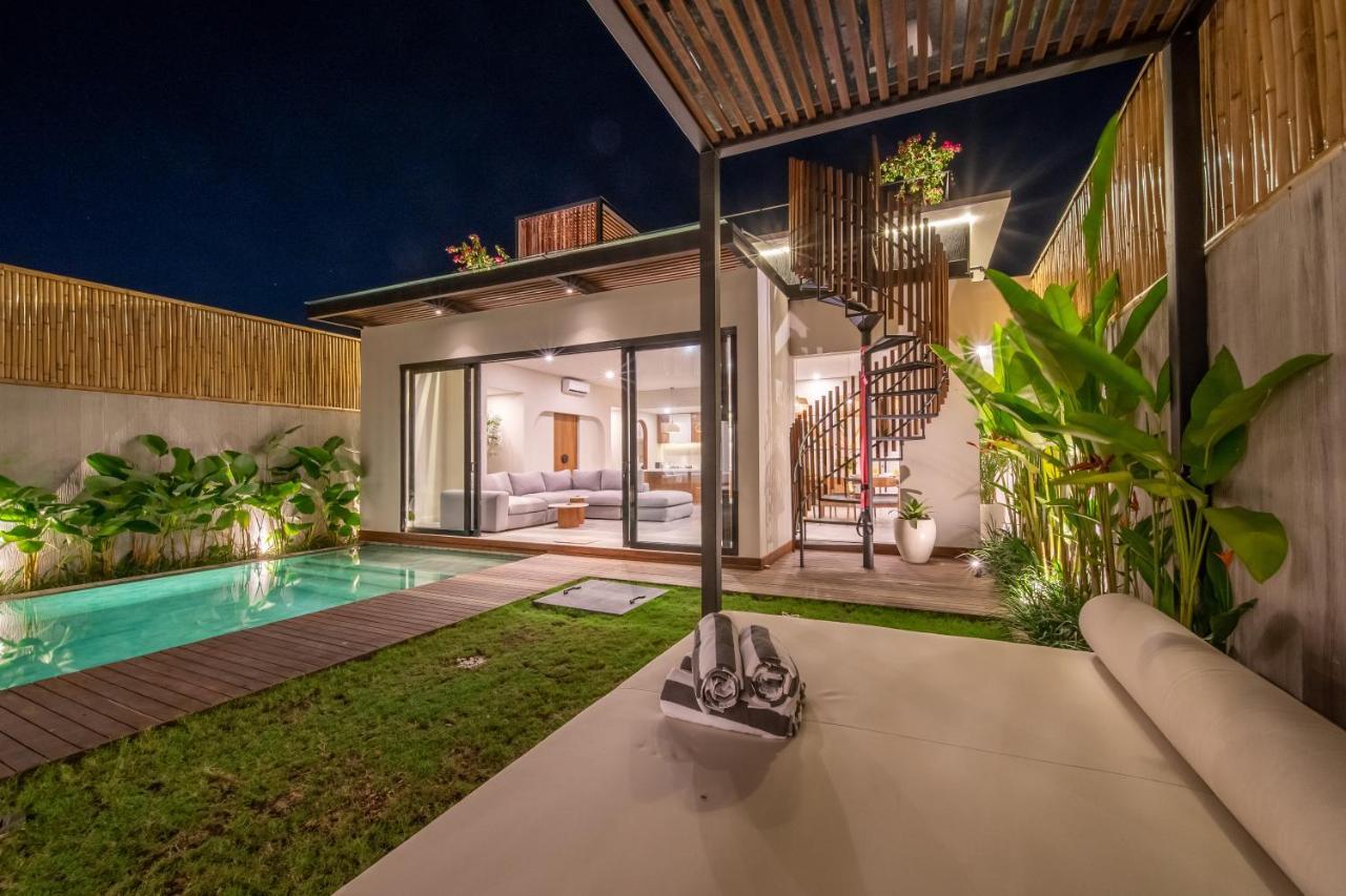 New 4 Bedroom 5 Min Walk To Berawa Beach Enclosed Livng Canggu Exteriör bild